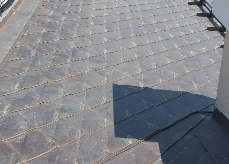 Pose de tuiles, ardoise & zinc — chantier MMV Construct en Île-de-France