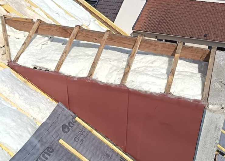 Isolation de toiture & combles — chantier MMV Construct en Île-de-France
